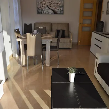 Porto Azul 12 *