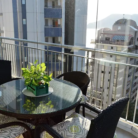 Porto Azul 12 Apartment